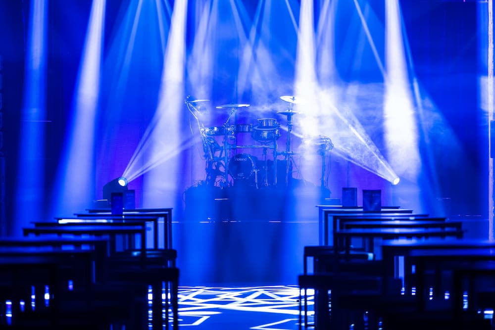 BDO Glamrock — a themed corporate party for 800 people in Brussels — photo 5