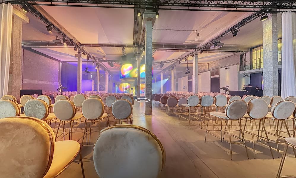 Conference setup for 500 guests at SILO Brussels