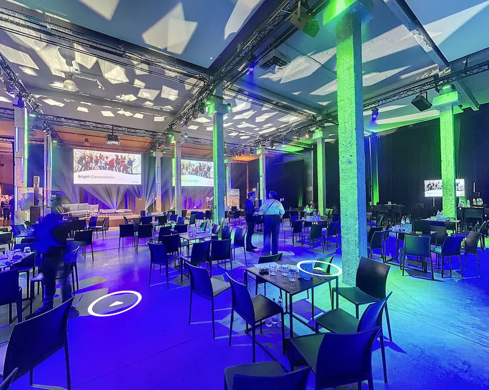 Interactive table group setup at SILO Brussels